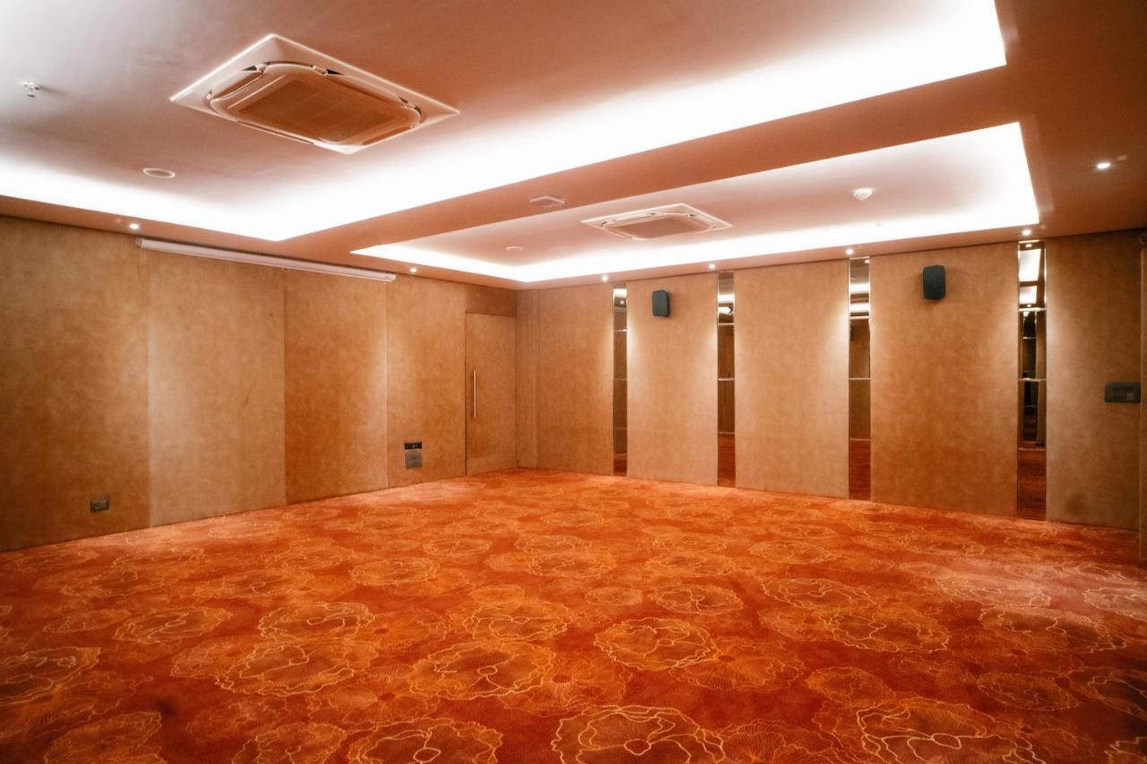 Playotel Premier Vijay Nagar Indore Luaran gambar